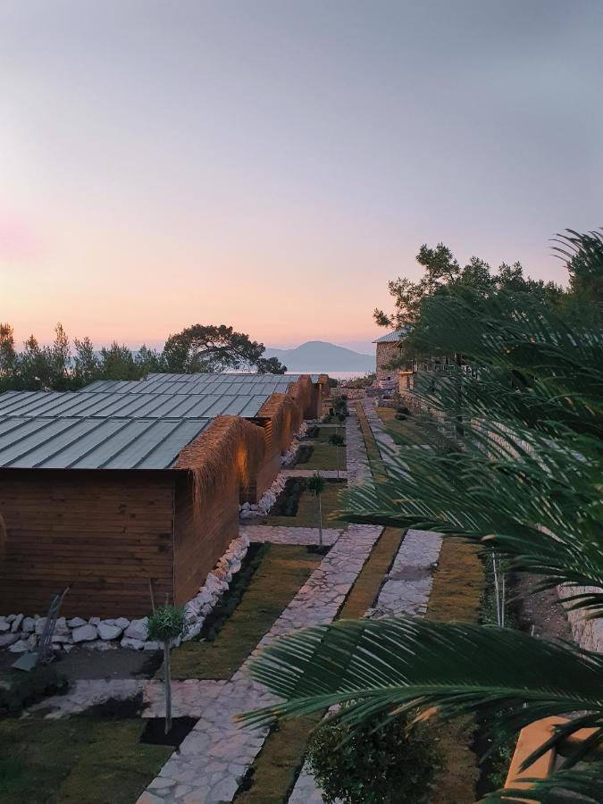 Rocas Roja Beach Hotel Faralya Eksteriør bilde