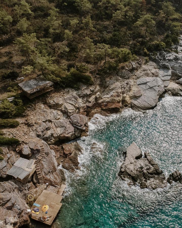 Rocas Roja Beach Hotel Faralya Eksteriør bilde